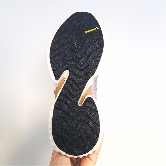 alphabounce instinct running shoes